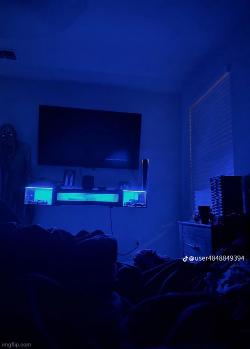 what does it mean when my ps5 is glowing orange? | made w/ Imgflip meme maker