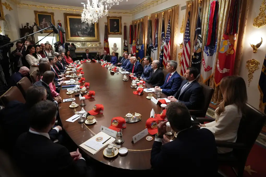 High Quality Trump big table Blank Meme Template