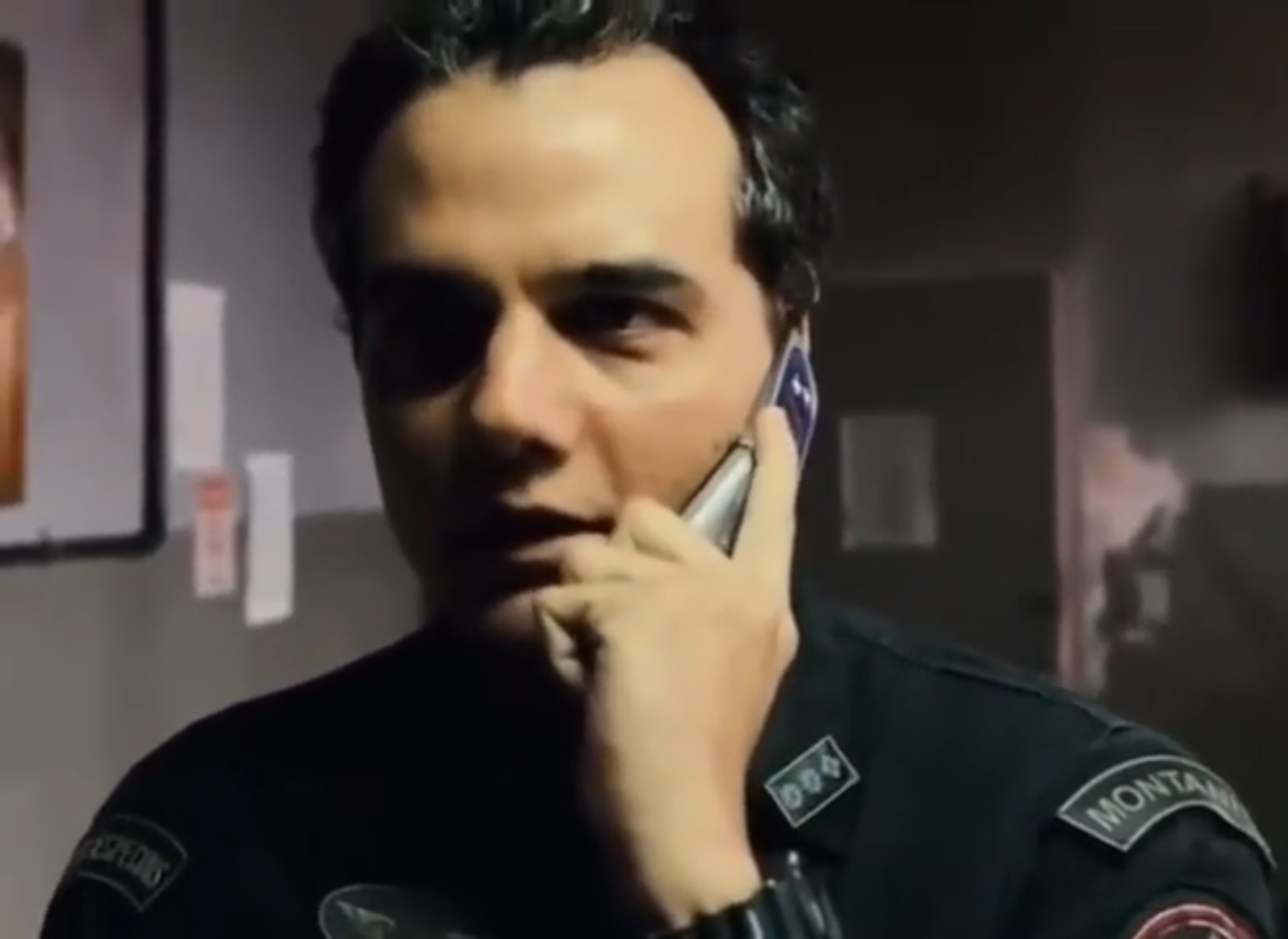 Capitão Nascimento Telefone Tropa de Elite Blank Meme Template
