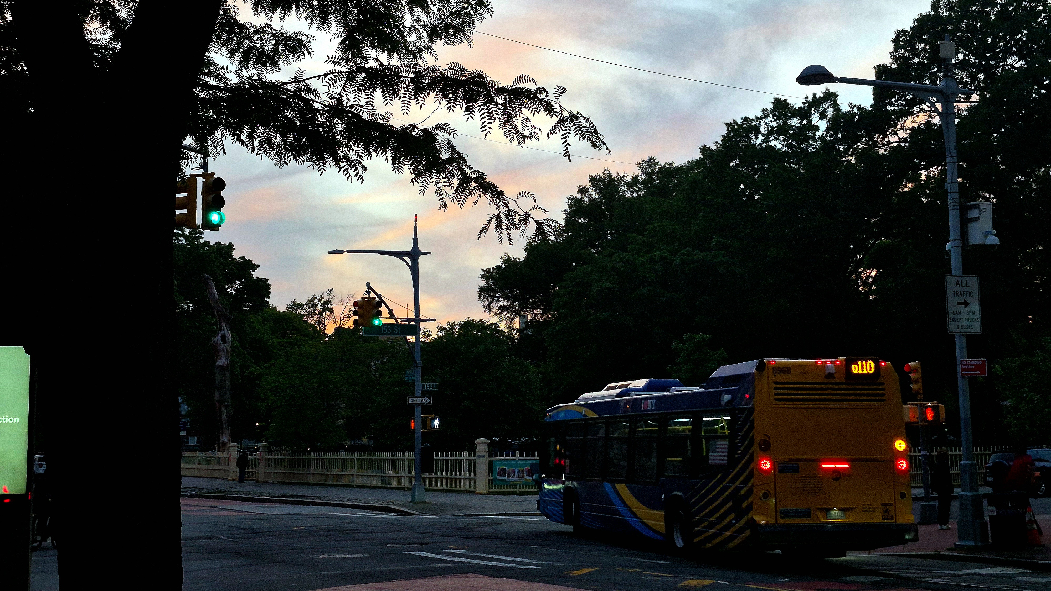 Refresh your mind with this pic | image tagged in jamaica,queens | made w/ Imgflip meme maker