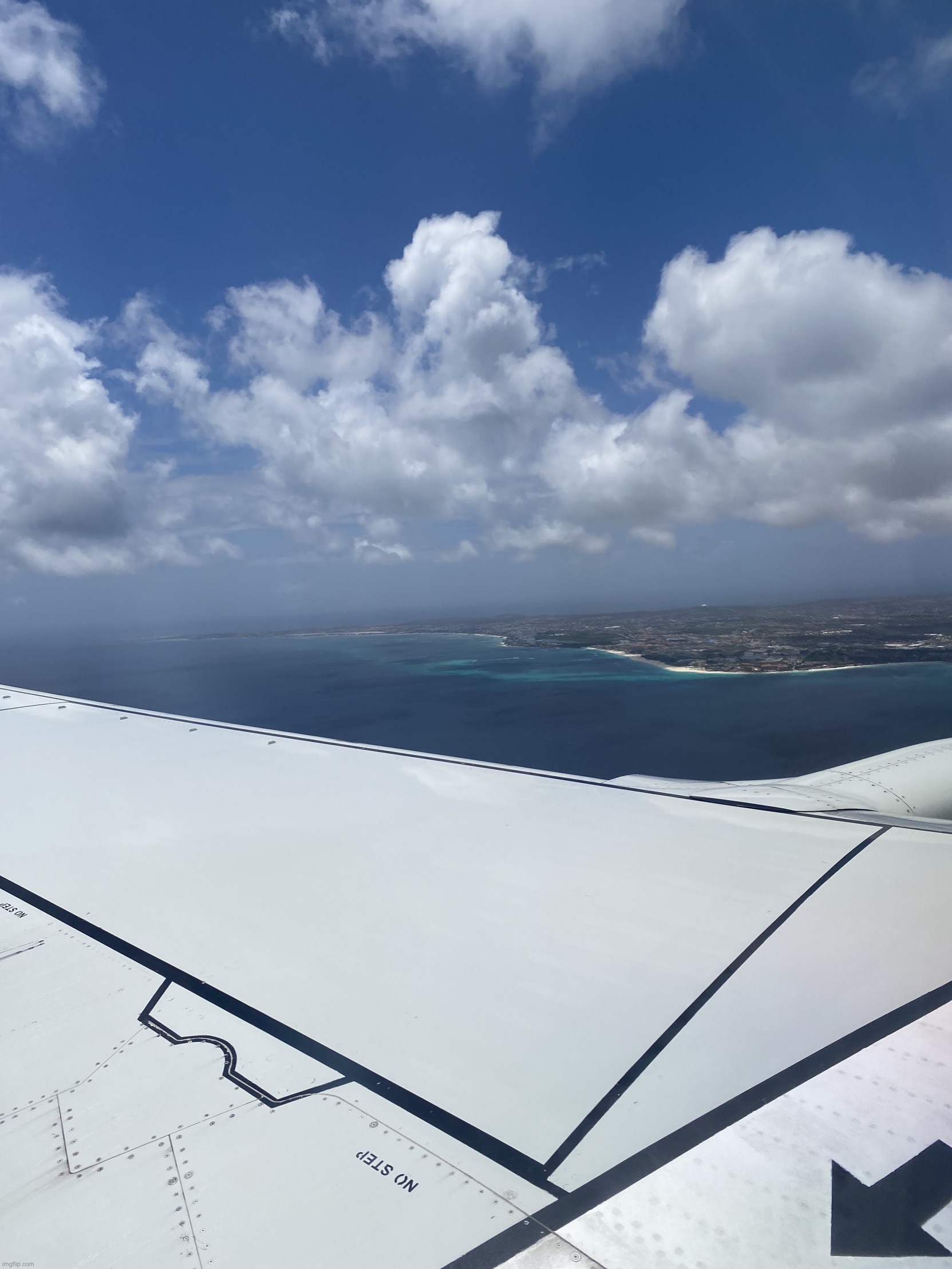 Aruba | image tagged in vacation,picture,so beautiful | made w/ Imgflip meme maker