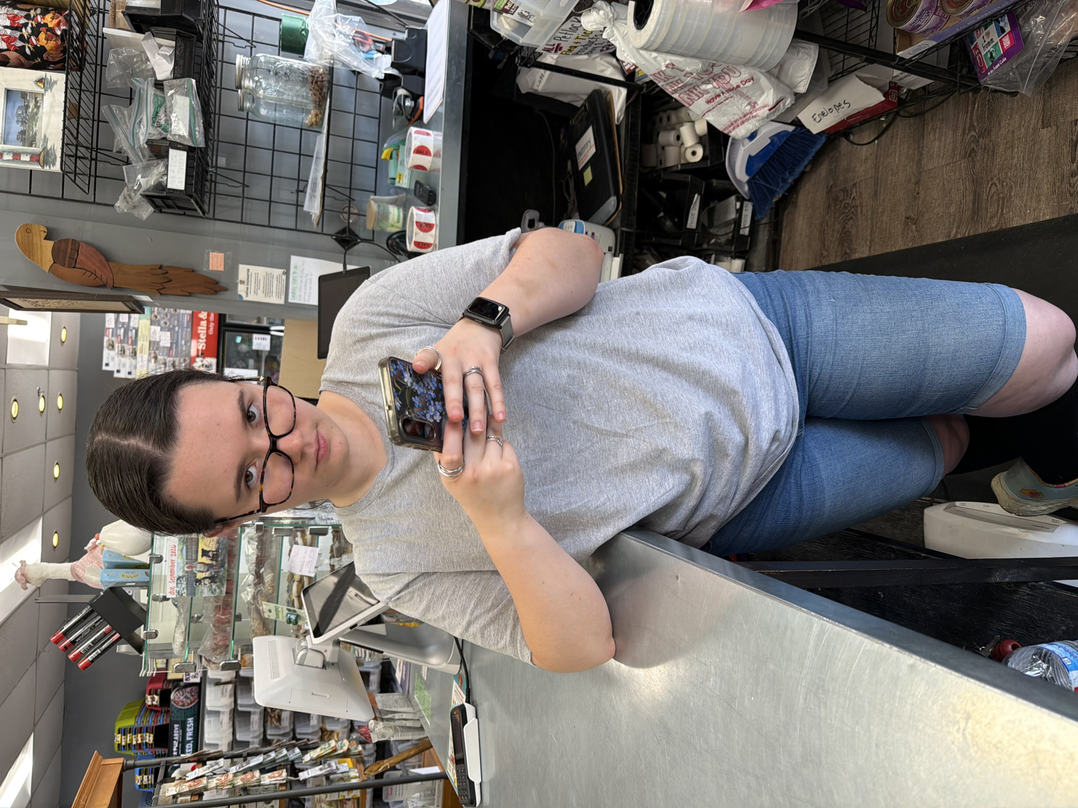 Fingerson Disapproves Blank Meme Template