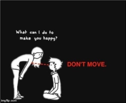 dun't move. | image tagged in funny,photography,bubs