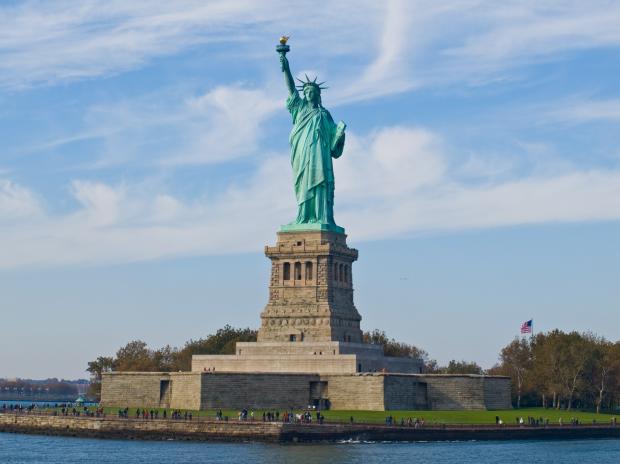 Statue of Liberty Blank Meme Template