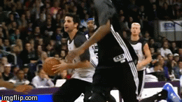 Andrew Wiggins throws down alley oop from Ricky Rubio