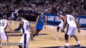 Chandler Parsons throws it down over Tim Duncan
