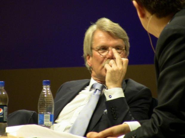 nalle wahlroos Blank Meme Template