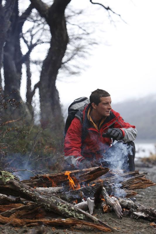 Выживание в лесу Bear Grylls