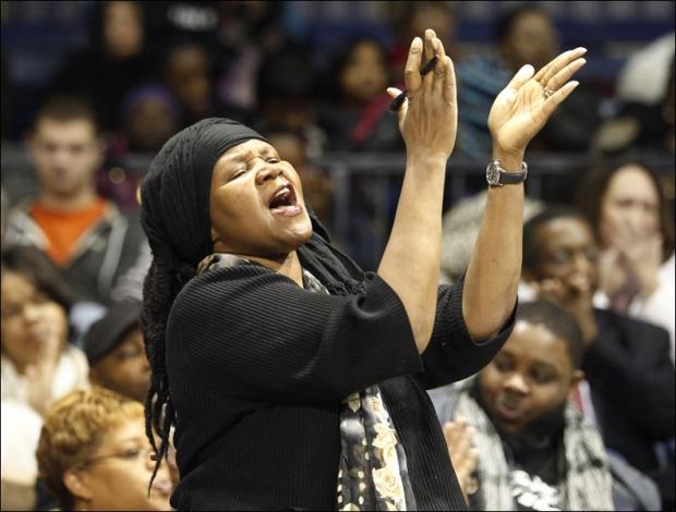 Clapping Lady Blank Meme Template