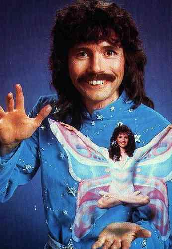 Doug Henning Blank Meme Template