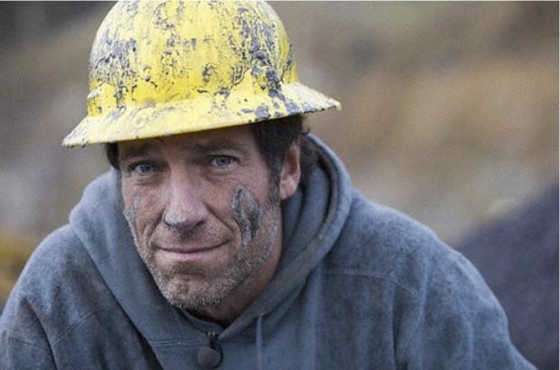 Mike Rowe approves Blank Meme Template