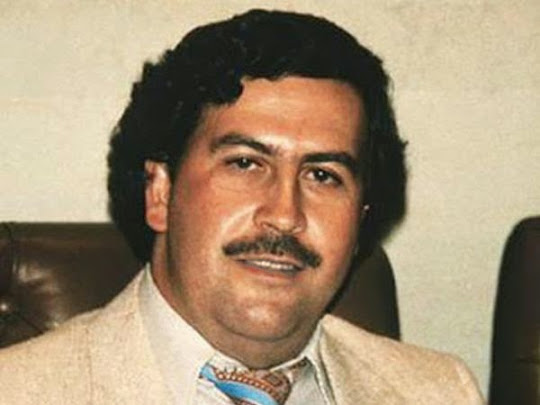 Pablo Escobar Blank Meme Template