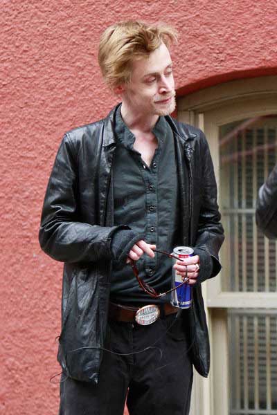 Macaulay "Soloalone" Culkin Blank Meme Template