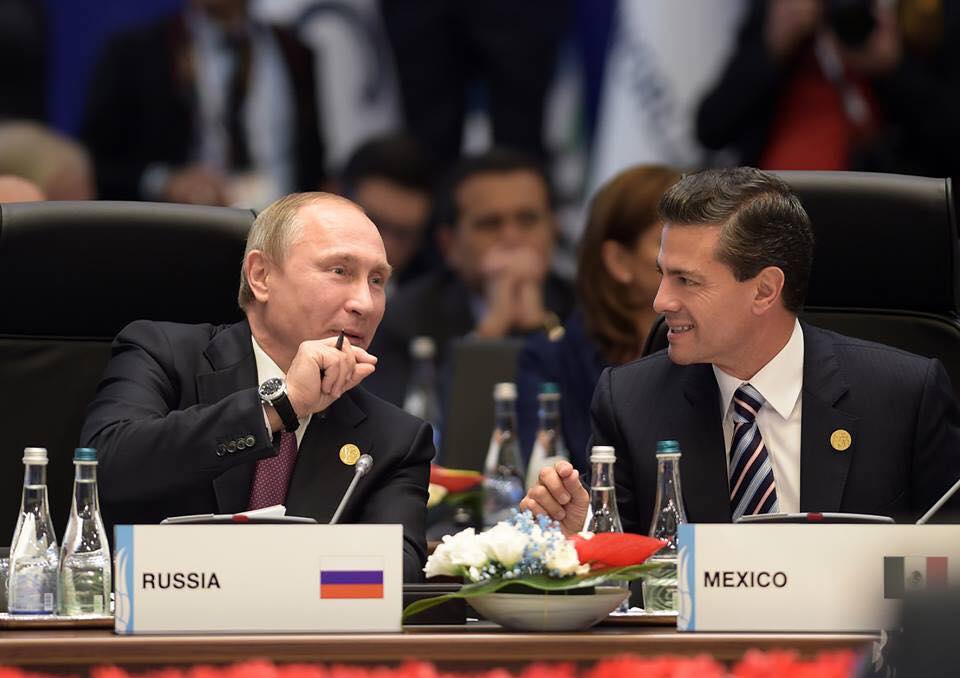 High Quality Peña Nieto, Vladimir Putin Blank Meme Template