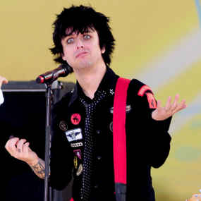 High Quality Puzzled Billie Joe Armstrong Blank Meme Template