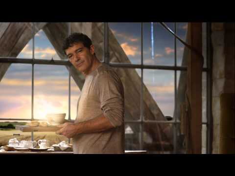 Antonio banderas mulino bianco Blank Meme Template