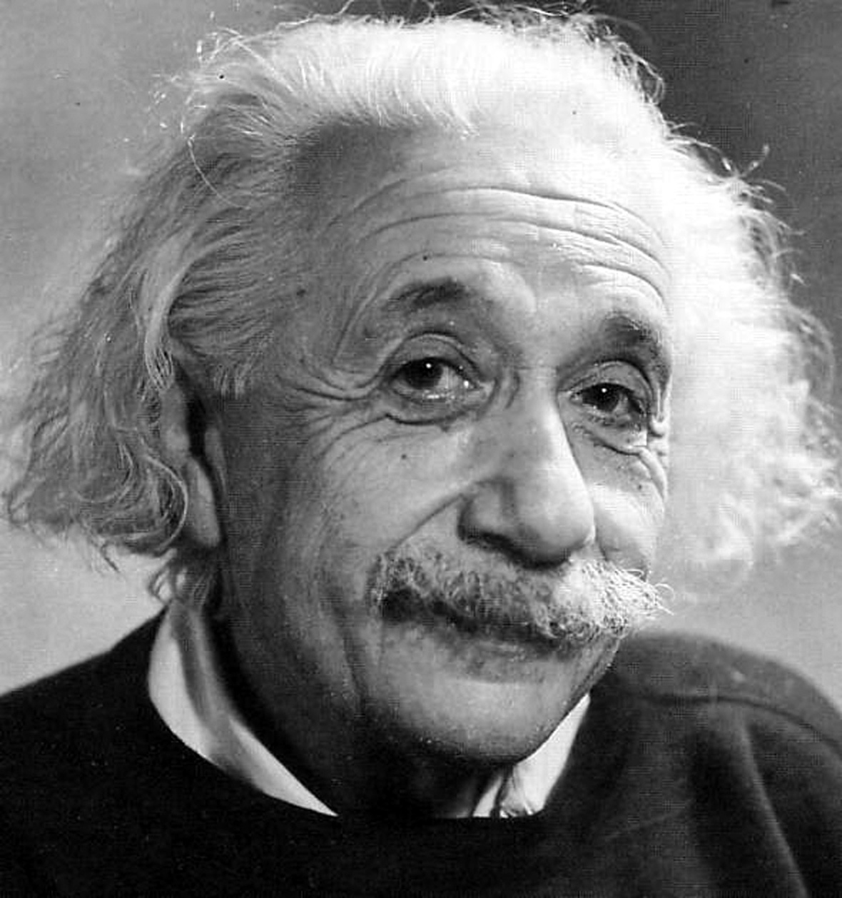 Физик Альберт Эйнштейн (1879-1955).