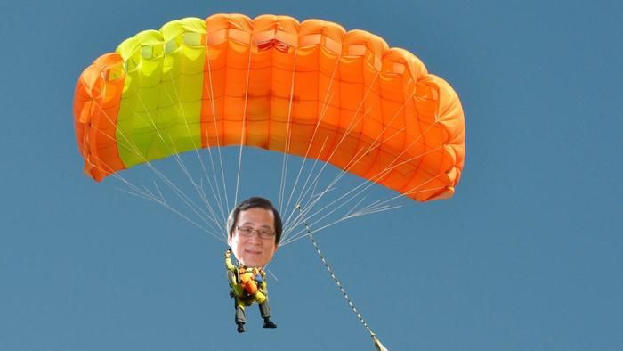 Sukhee Kang the parachute candidate! Blank Meme Template